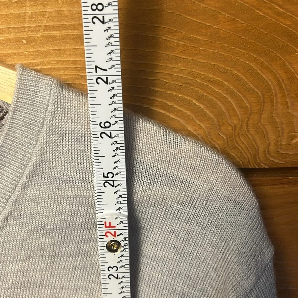Banana Republic Men’s 100% Merino Wool Gray Sweater Knit‎ Medium Winter Casual